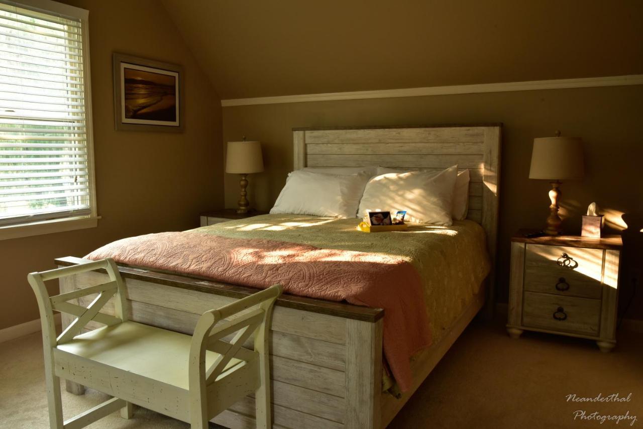 The Yellow Rose Of Talbot Bed And Breakfast Easton Exterior photo