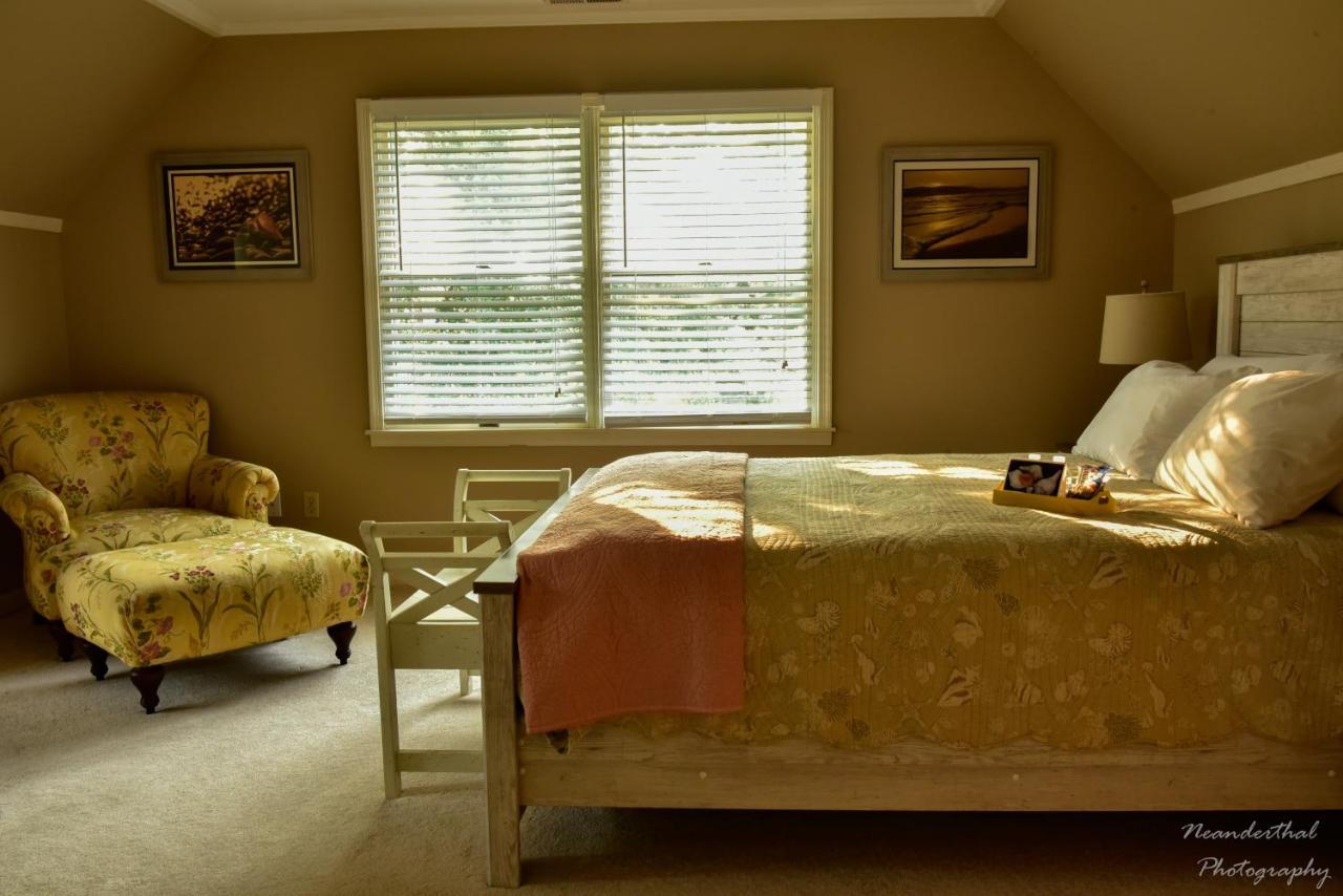 The Yellow Rose Of Talbot Bed And Breakfast Easton Exterior photo